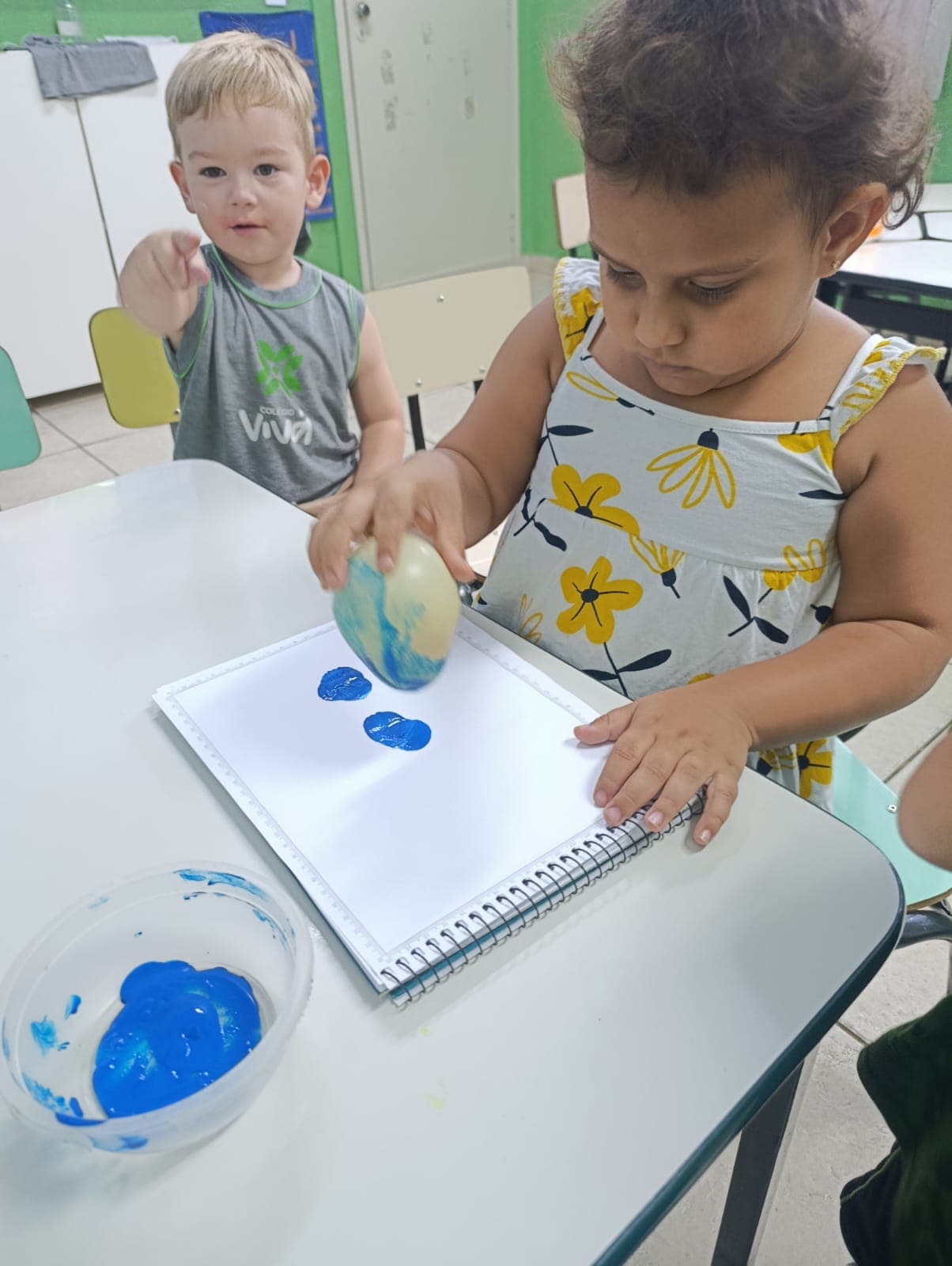 Aprender com movimento e curiosidade