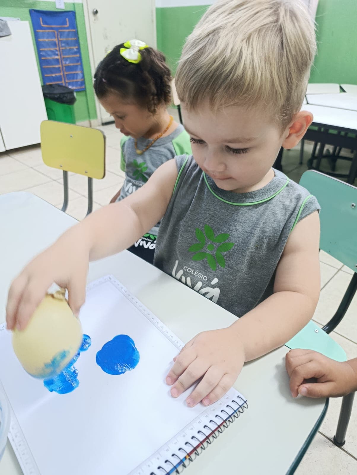 Brincadeiras que fortalecem vínculos